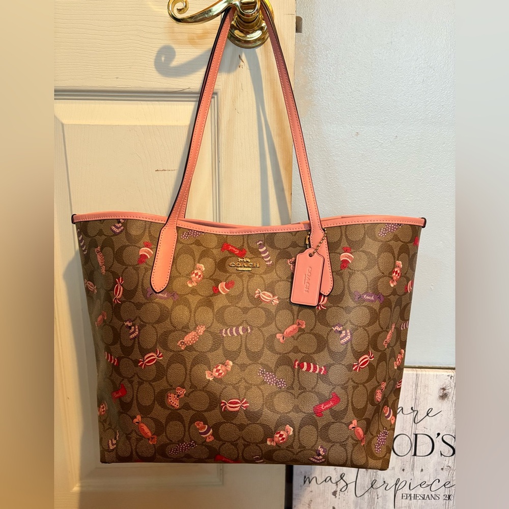ALICIA the PURSE PLUG live show❕❕👜👛🔌💕🌟🛍👒💯 - Picture 16 of 16
